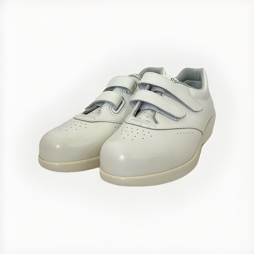 SAS Me Too White Womens Shoes 6M Mint NWOB FREE SHIPPING
